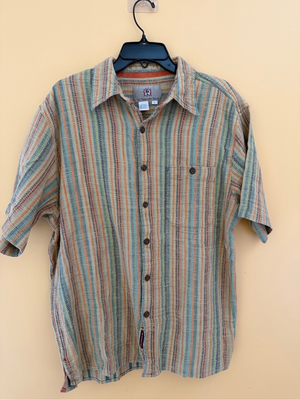 Men's Territory Ahead Multicolor vintage style SS Button-Down, size L
